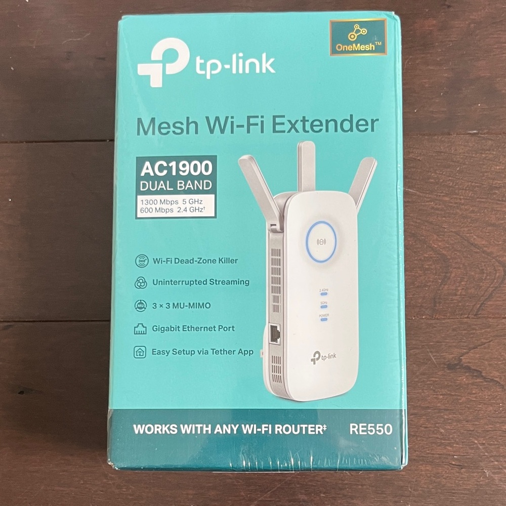 TP-Link White Dual Band Wi-Fi Extender RE550
